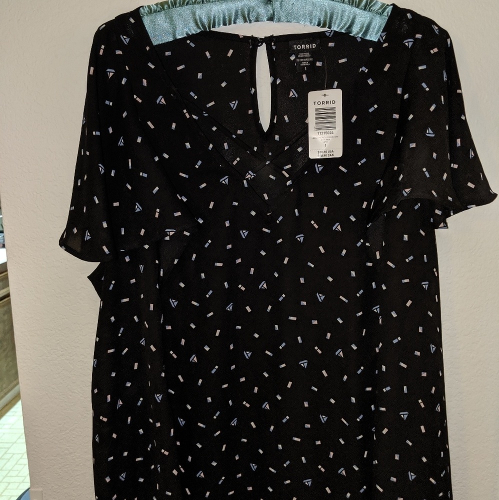 Cute short sleeve top